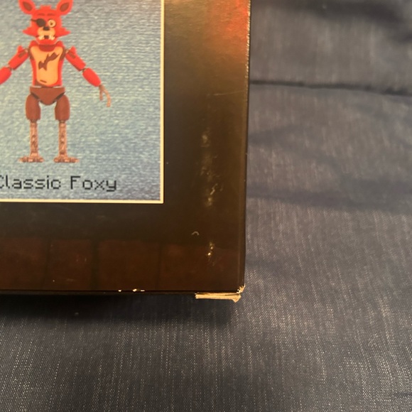 Five Nights At Freddy’s Endo Series Classic Bonnie & Withered Bonnie Jazwares - Picture 11 of 14